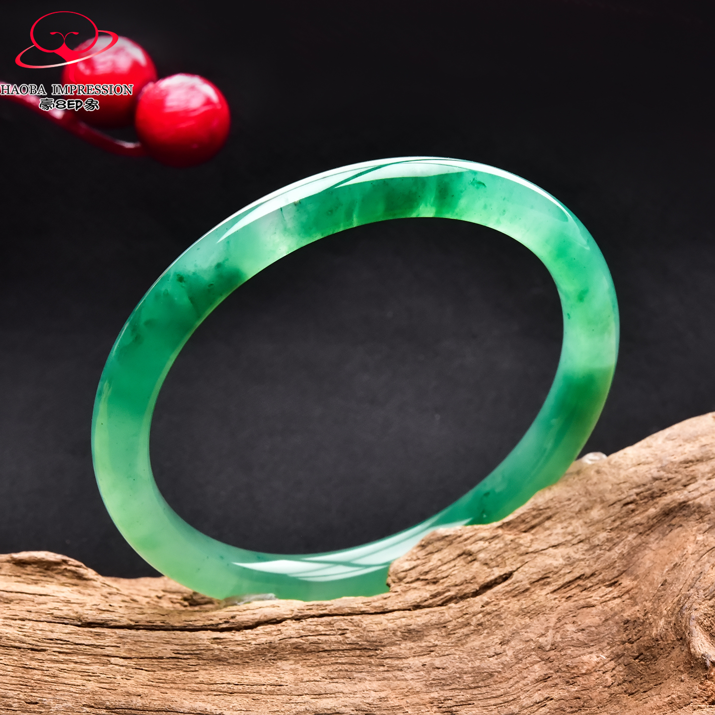 豪8印象翡王妃F125008F116非洲翠手镯圈口55.0mm冰种绿飘花玉手镯