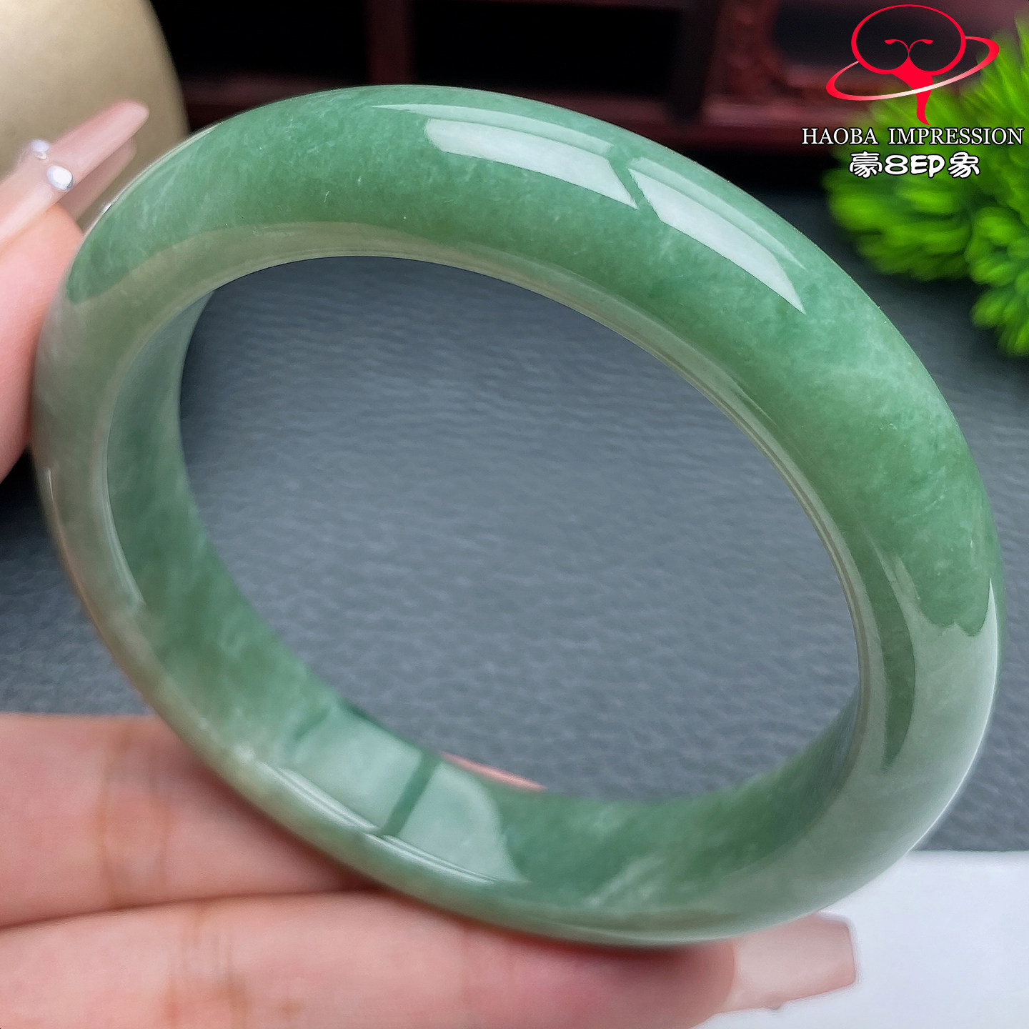 豪8印象手镯之家S226018Y465翡翠手镯圈口57.8mm天然缅甸油绿玉镯