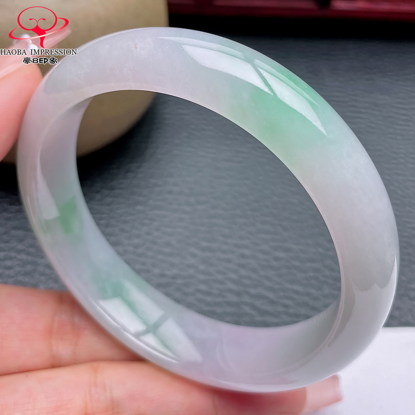 豪8印象X26480X835翡翠手镯圈口58.6天然冰种白底绿飘花玉镯61g
