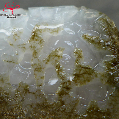 豪8印象Z26016G341细腻起冰毛料玉石 缅甸天然翡翠原石268.35g