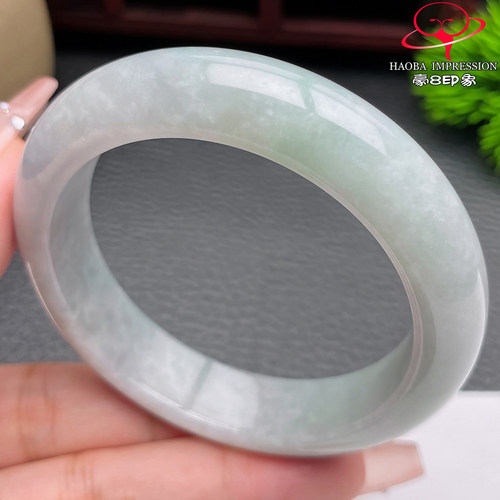 豪8印象S126010Y460翡翠手镯圈口51.6天然缅甸淡绿玉手镯a货53g