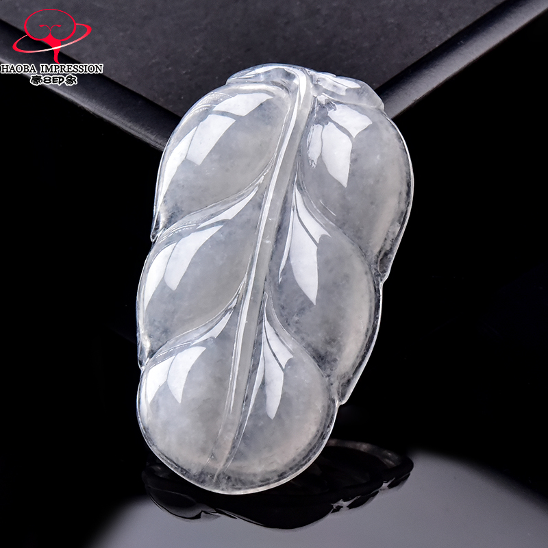 豪8印象·手镯之家H637翡翠玉叶吊坠天然缅甸冰白金枝玉叶挂件