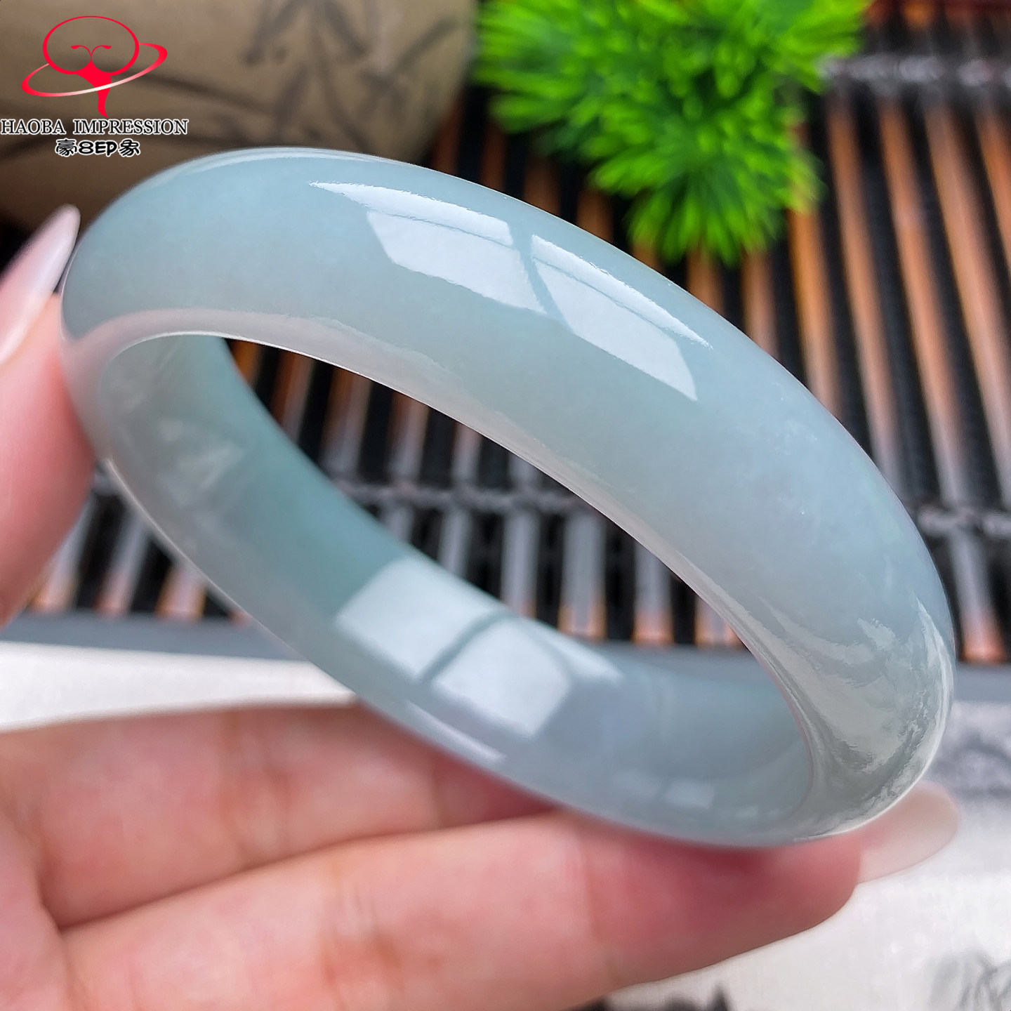 豪8印象X26320X338翡翠手镯圈口58.8冰糯种天然淡蓝水缅甸玉镯64g