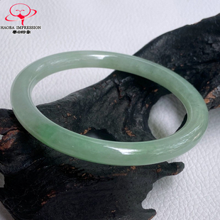 豪8印象L26100L174翡翠圆条手镯圈口55.8mm天然冰糯种淡绿玉镯子