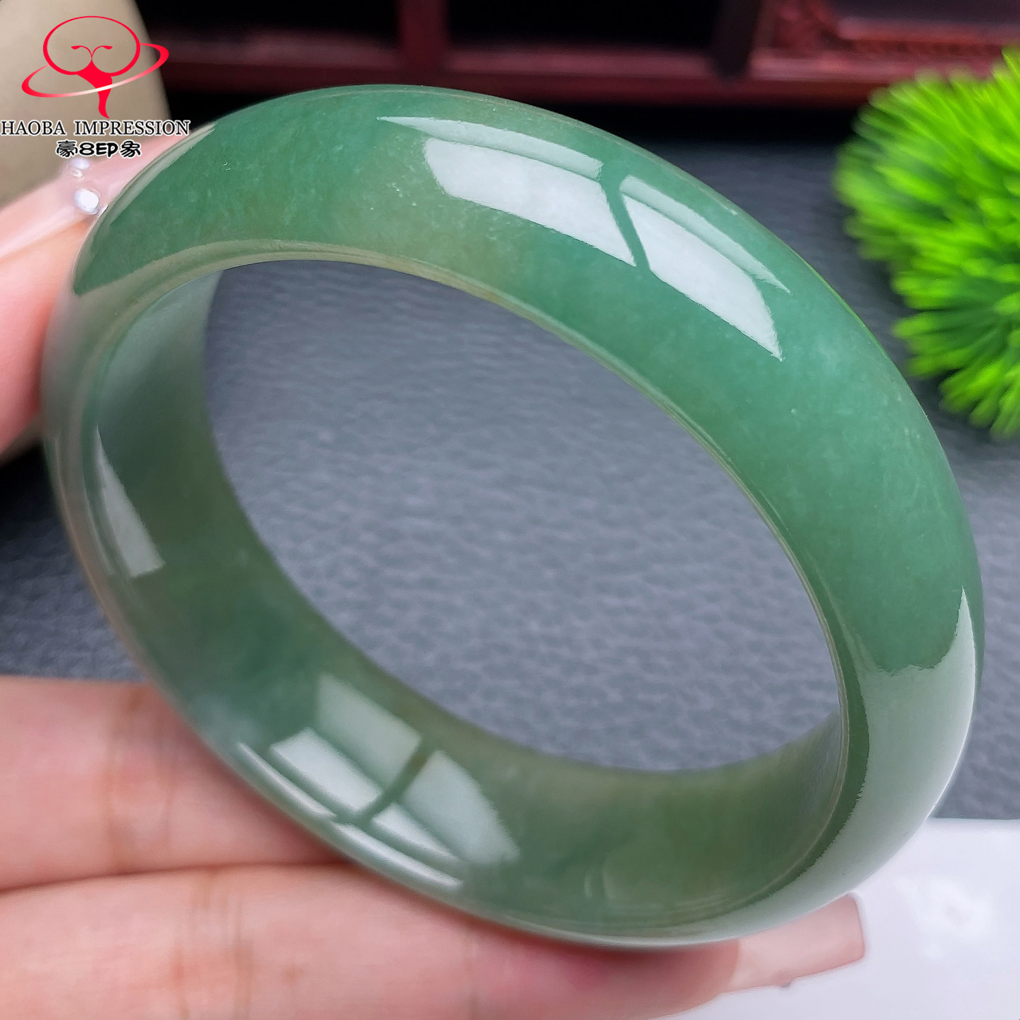 豪8印象X26200X1189翡翠手镯圈口58.1天然冰糯种油绿洒金玉镯74g