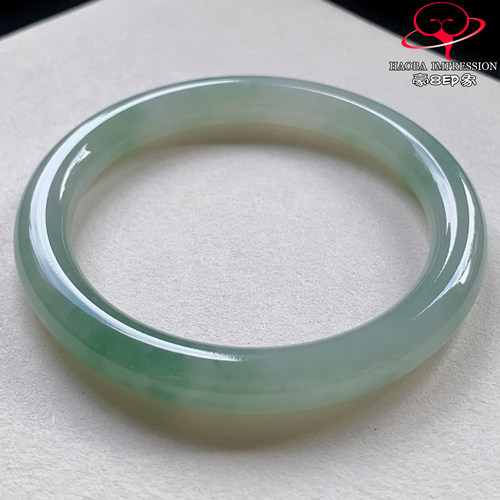 豪8印象V26800V1858翡翠圆条手镯圈口56.6天然冰种绿飘花缅甸玉镯