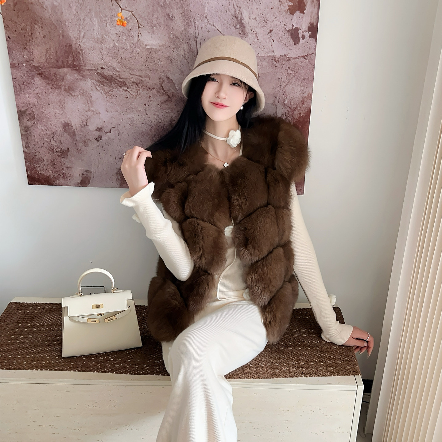 高端狐狸毛马甲短款女冬季皮草外套2025新款面包块整皮背心年轻款,女装/女士精品,皮草,淘宝优惠券,粉丝福利购,淘宝优惠卷