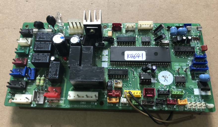 原装拆机，没修过，实物拍图，默认韵达，当天发货 买电视主板的亲，请看清标题的屏型号