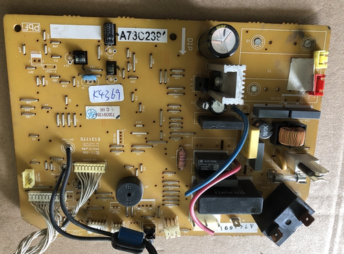 原装拆机，没修过，实物拍图，默认韵达，当天发货 买电视主板的亲，请看清标题的屏型号