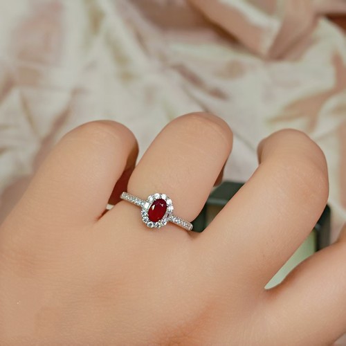 天然鸽血红红宝石戒指4乘6