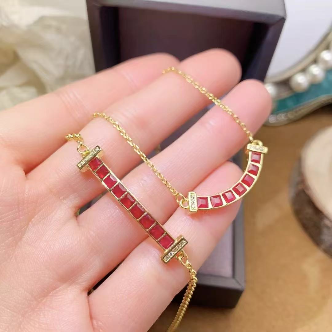 天然鸽血红红宝石手链套链吊坠
