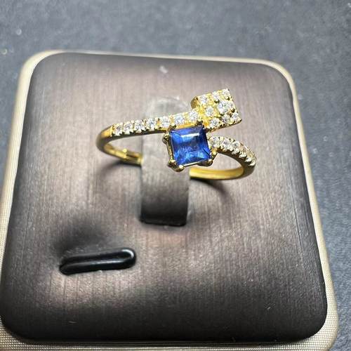 天然无烧皇家蓝蓝宝石戒指方3 925银精工镶嵌天然彩宝首饰时尚