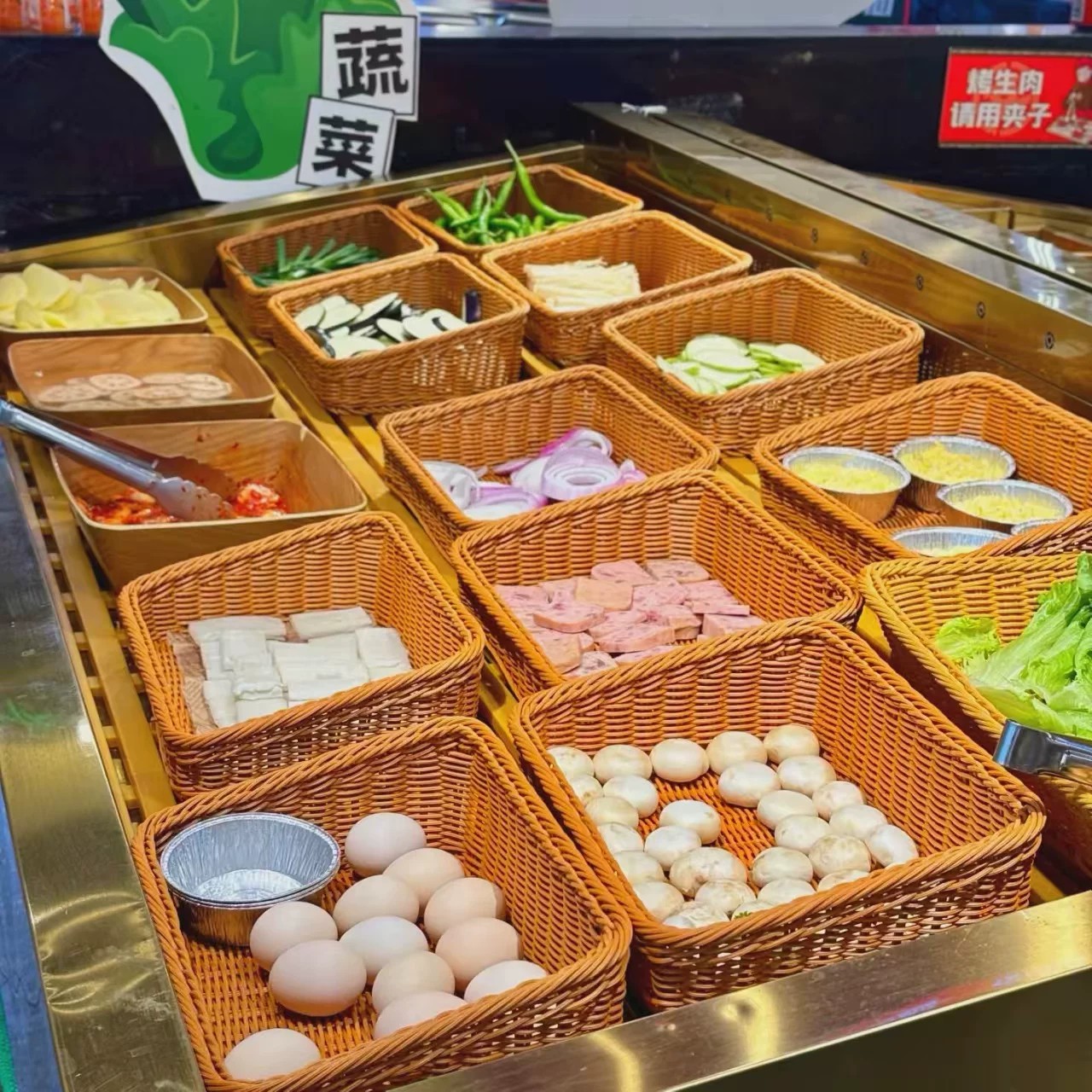 仿藤编果蔬收纳篮商用展示陈列