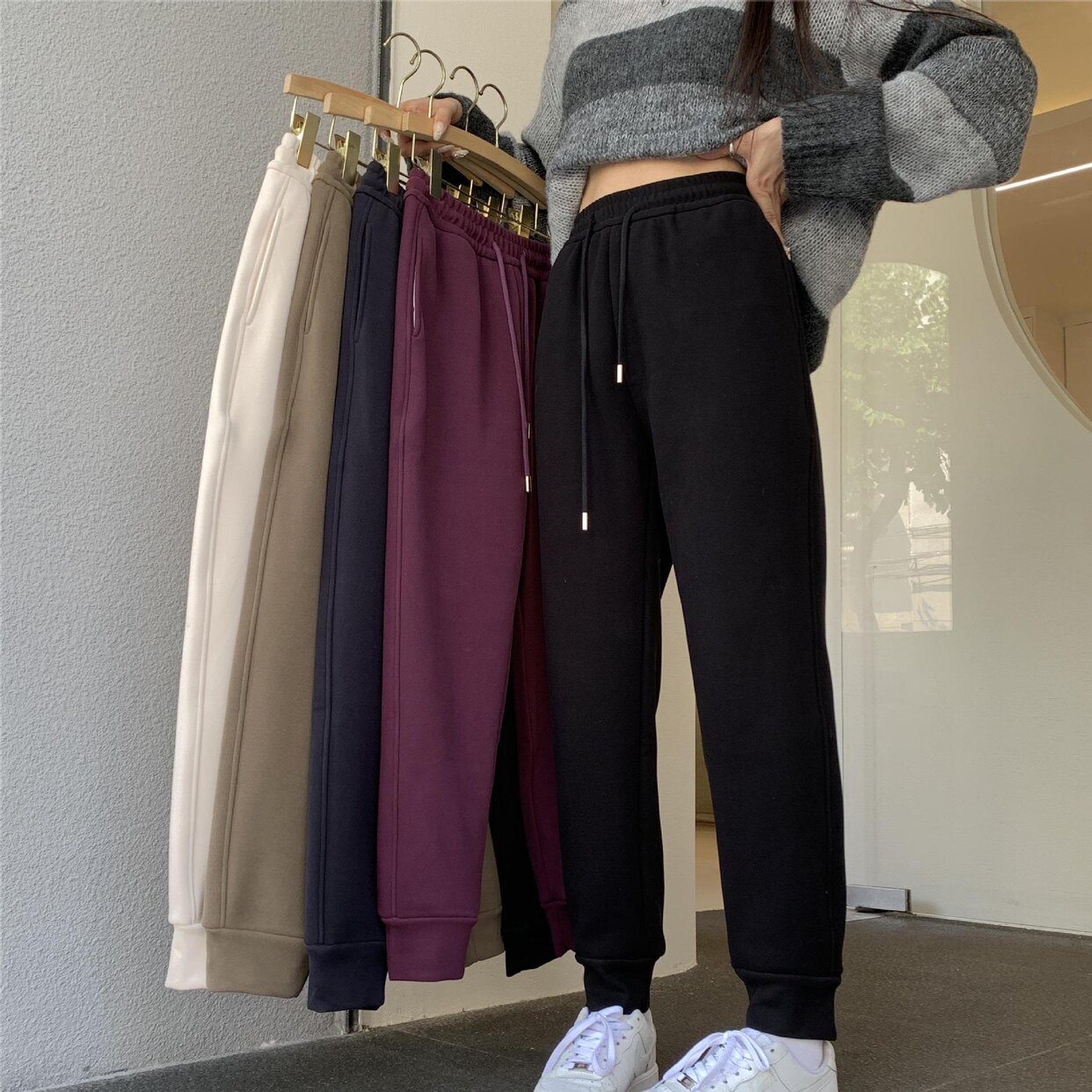 运动裤女裤子宽松冬季潮牌女士休闲裤九分黑色束脚长裤秋冬款卫裤