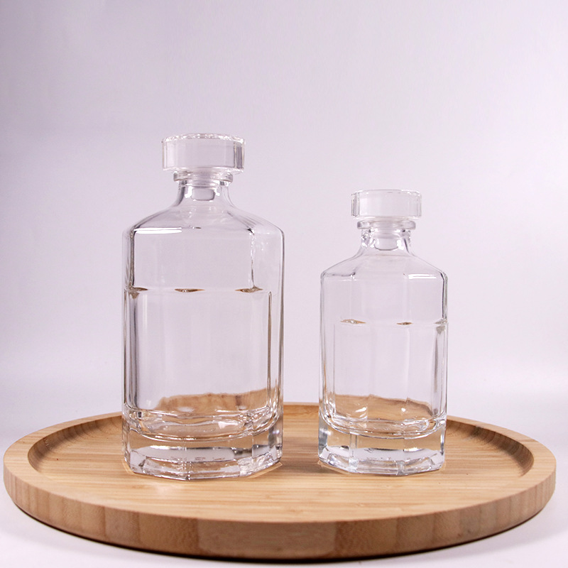 500ml一斤装晶白料白酒瓶空酒瓶菱形圆柱玻