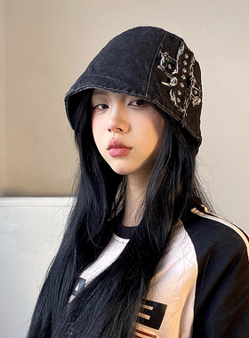 WN帽子韩国黑色牛仔水桶帽女小众时尚铆钉十字架渔夫帽遮脸显脸小
