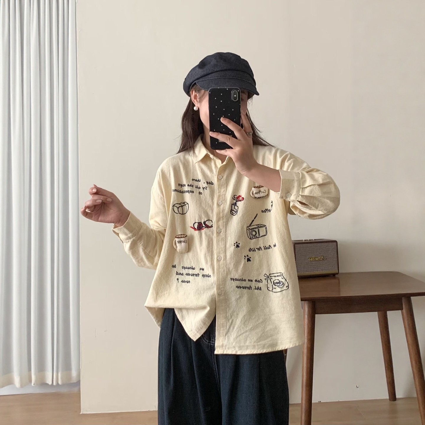 宽松卡通刺绣翻领落肩磨毛衬衫女