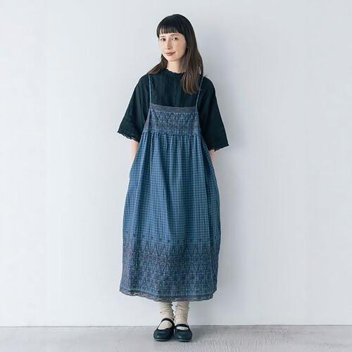 森系叠穿混搭刺绣吊带裙连衣裙长