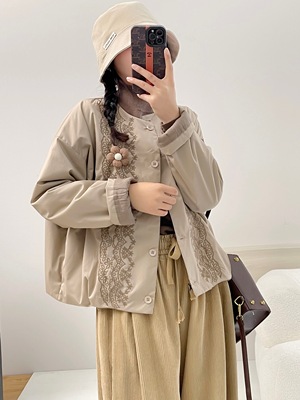 刺绣加薄棉上衣宽松小个子短外套