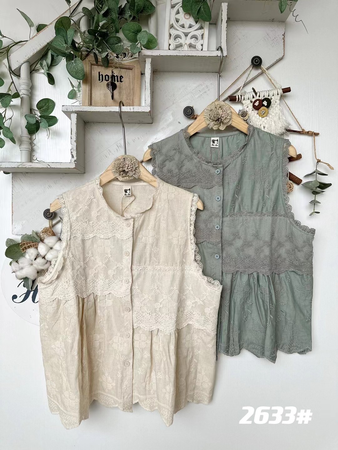 文艺小清新刺绣蕾丝花边无袖马甲宽松圆领麻料单排扣背心叠穿坎肩