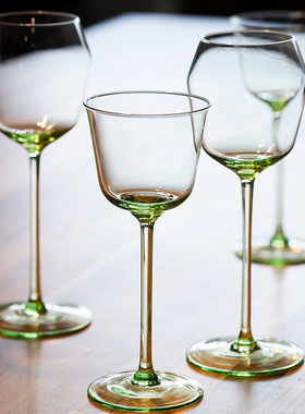 浪漫清新绿色高脚玻璃杯红酒杯甜酒杯小众设计感酒杯微瑕售完无补