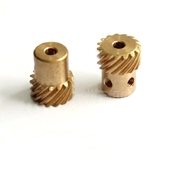 45度交错齿可做90度转角器０.５模15齿斜齿轮孔3换向齿POM塑料146