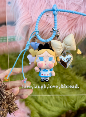 泡泡玛特crybaby哭娃可爱毛绒汽车钥匙扣挂件女生背包玩偶挂饰