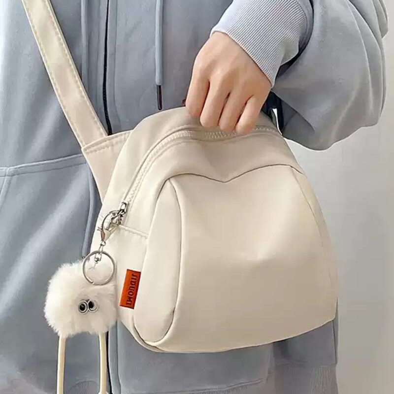 轻便胸包百搭休闲单肩斜挎包女