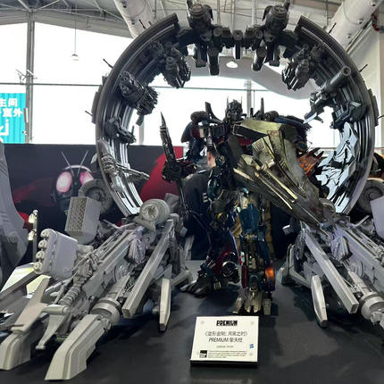 threezero 变形金刚3 月黑之时 Premium+ 擎天柱 武器库 先行定金