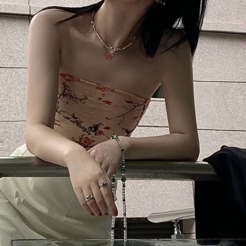 杨云户外装备加工厂制方巾抹胸上衣辣妹神器裹掉浴千禧穿肉西碎