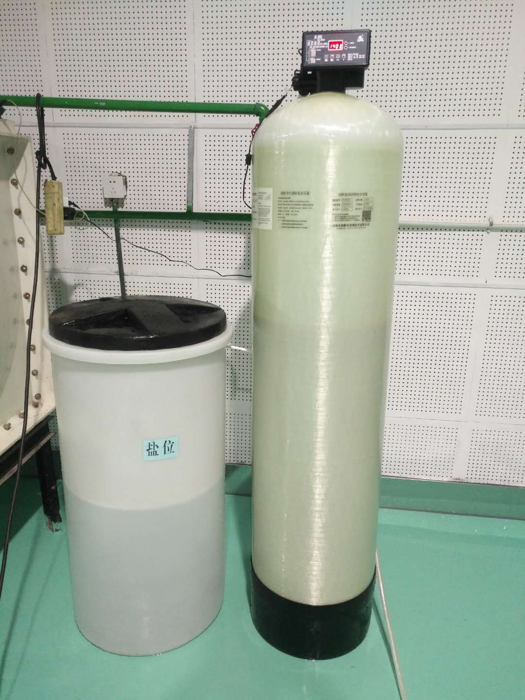 2-3吨每小时 润新锅炉软化水设备去水垢锅炉洗衣软水器钠离子交换