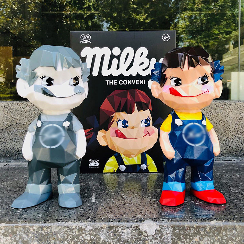 Medicom Toy The Conveni Milky 闪电不二家牛奶妹联名限定公仔在类目 玩具/童车/益智/积木/模型, 静态模型, 其他模型玩具中 - 来自Buy2taobao.com提供专业的淘宝代购服务
