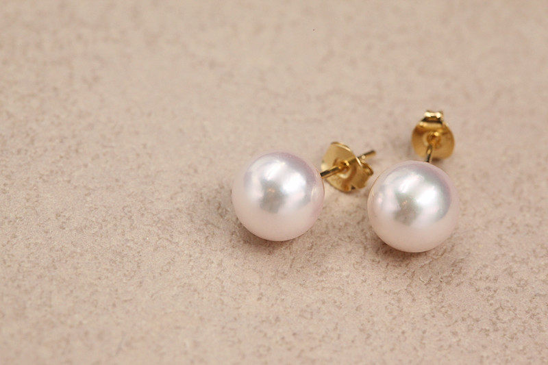 日本18k金耳钉海水白珍珠