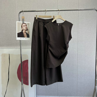 温柔知性小众设计感纯色无袖上衣休闲裤套装2025夏季新款~