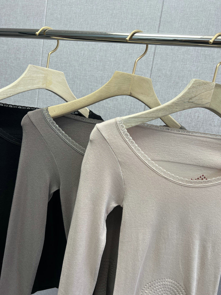 원적외선 난방 하이테크 환경 친화적 인 원사 꽉 끼는 마이크로 쉐이핑 부드럽고 따뜻한 기본 레이어 여성을위한 가을 의류