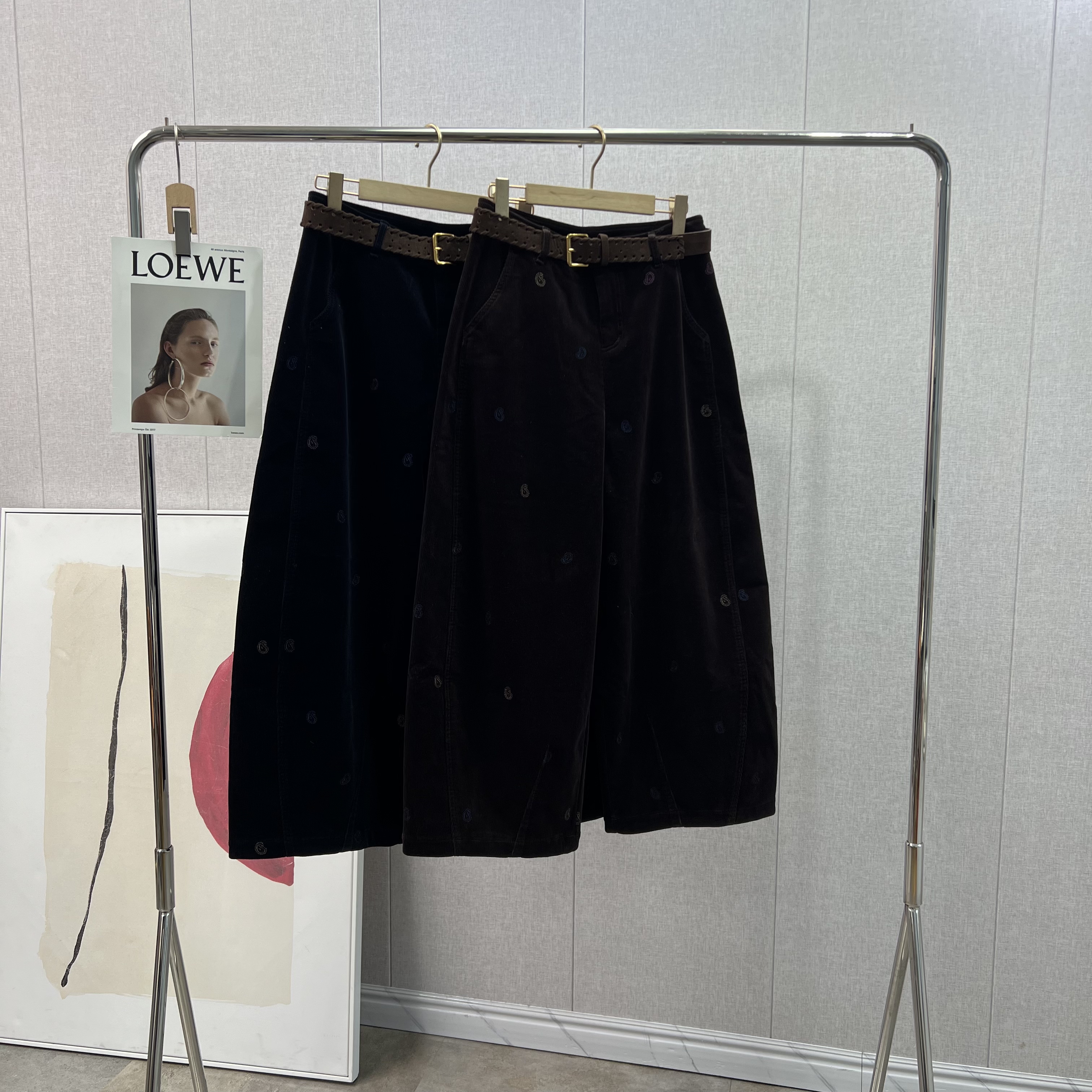 刺绣加绒灯芯绒！送腰带，腰带质量嘎嘎好哦，一条过冬的厚度