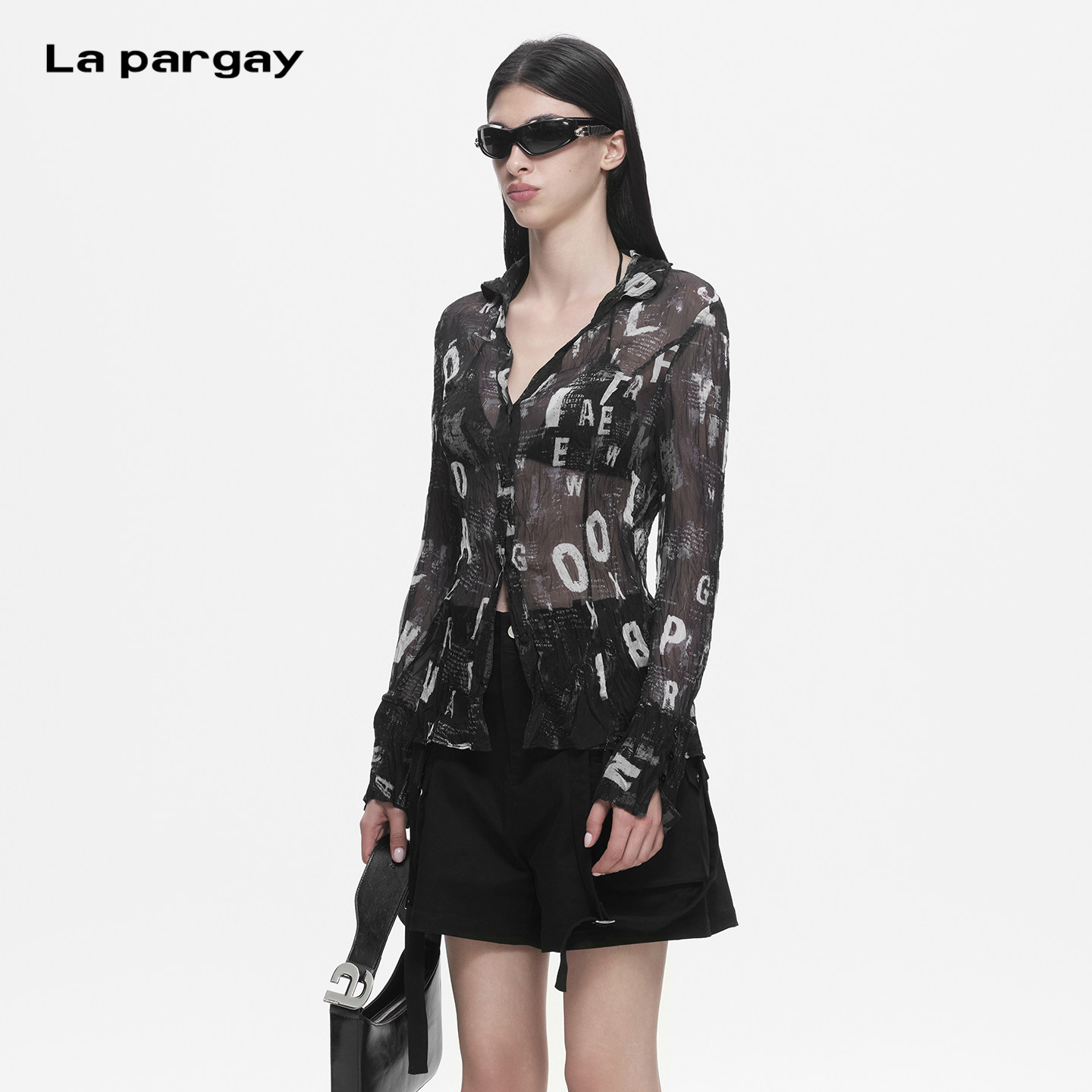 Lapargay做旧字母满印 微透褶皱雪纺 修身收腰长袖衬衫L78201004V