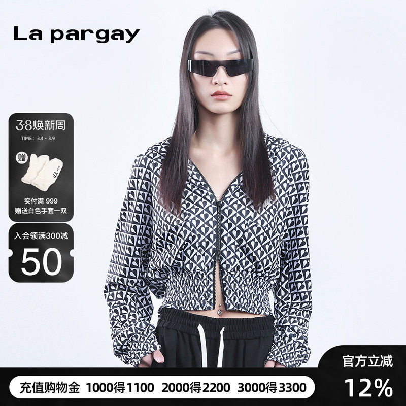 纳帕佳印花连帽短款外套2026春季新款女式个性休闲长袖设计感上衣