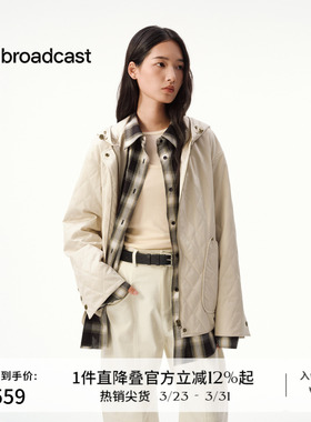 播假两件拼接短外套女秋冬连帽宽松随性上衣DDS4PD5236