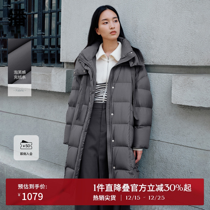 温暖舒适连帽半高领，质感顺色拉链