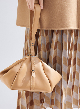 播AKIIKA女士单肩包BPR1BD4402