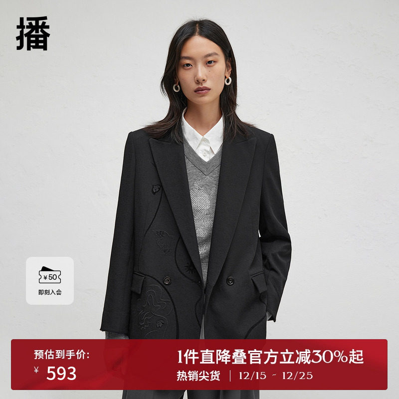 立体刺绣和贴布绣花塑造灵动图案