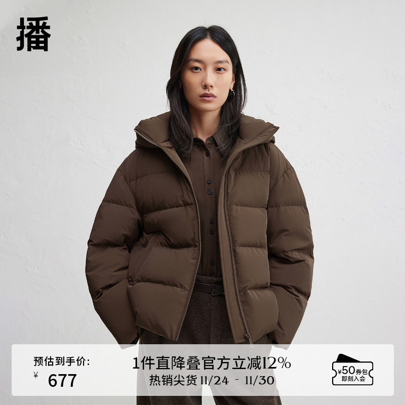 质感顺色拉链，斜插口袋方便收纳