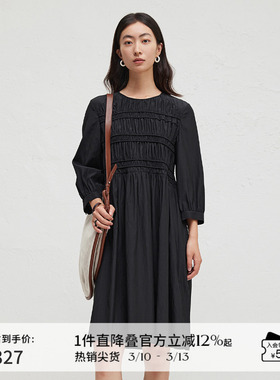 播商场同款简约圆领连衣裙女2024春秋气质别致褶皱长裙BDR3LD3374