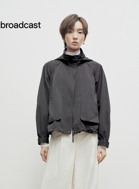 播商场同款轻户外休闲感连帽立领风衣女25春季新款外套BDS1FD1535