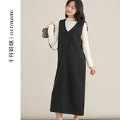 十月妈咪孕妇V领背心连衣裙2026新款 秋冬外穿内搭半高领打底衣