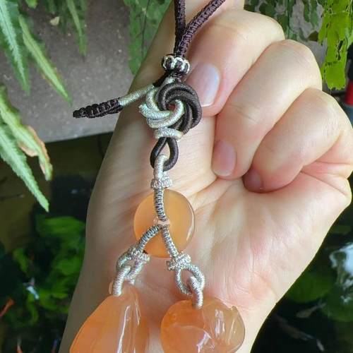 天然黄龙玉车挂包挂证书杨玉家