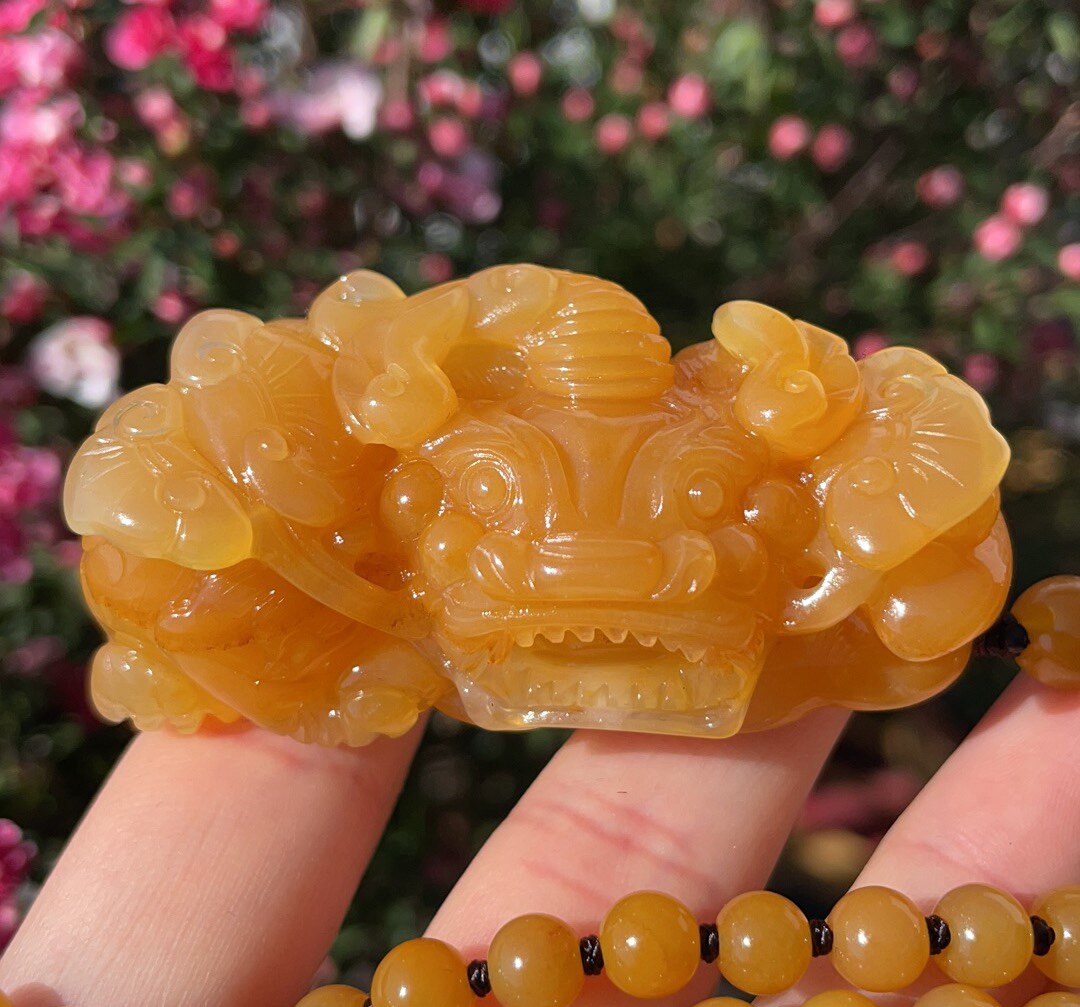 云南天然黄龙玉霸王貔貅杨玉家