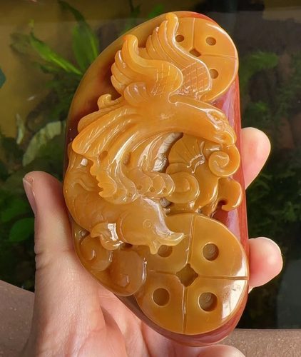 杨玉家天然黄龙玉茄子山老料证书