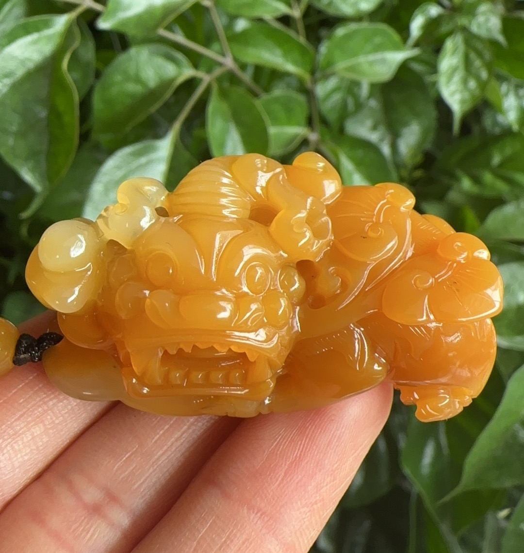 杨玉家天然黄龙玉缅黄料鸡油黄手工精雕霸王貔貅挂件证书送礼新款